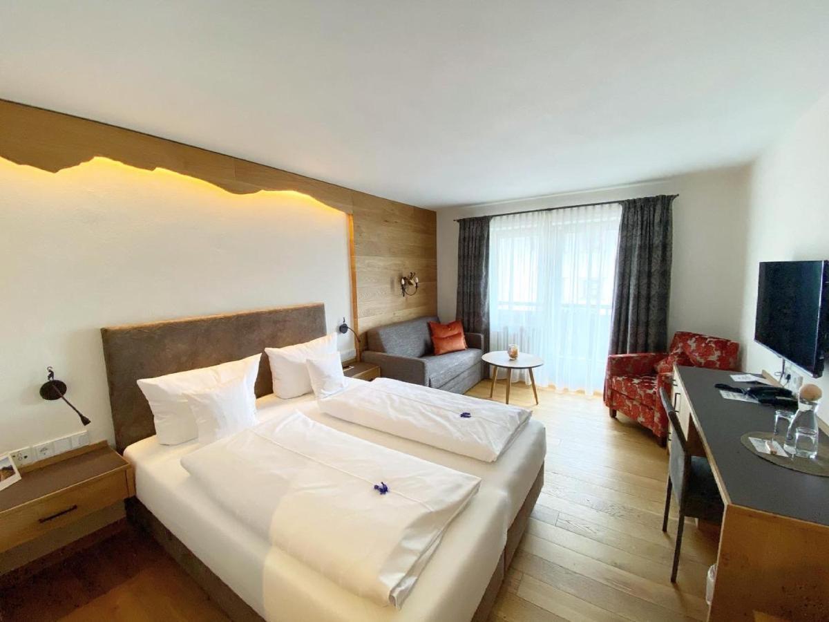 Hotel Adler Оберштауфен Экстерьер фото