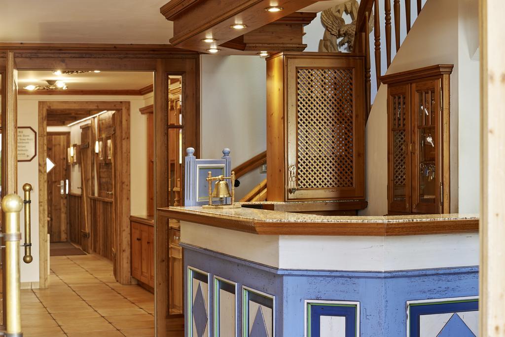 Hotel Adler Оберштауфен Экстерьер фото