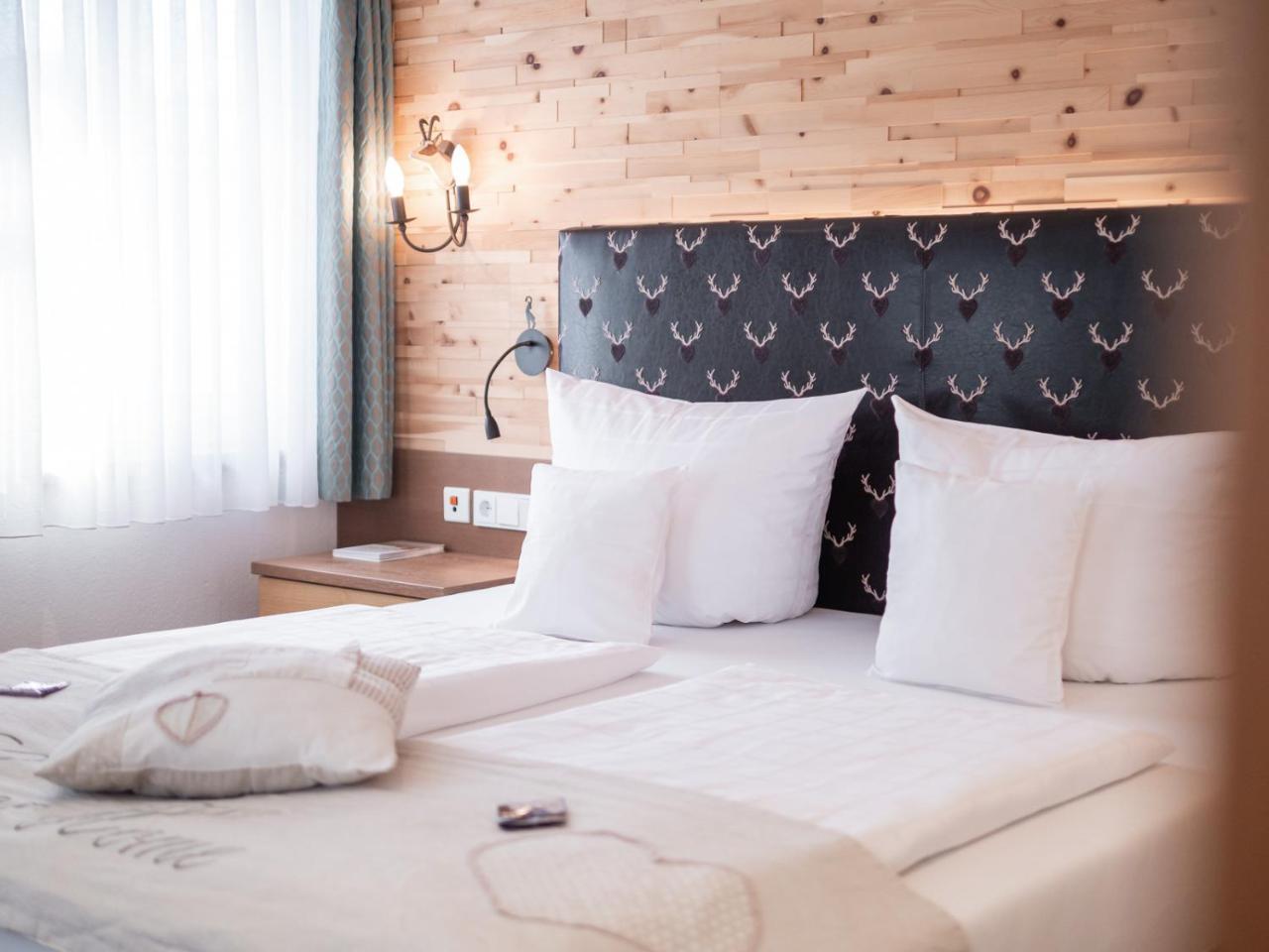 Hotel Adler Оберштауфен Экстерьер фото